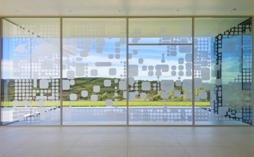 ทำไมการติดฟิล์มบ้านเป็นสิ่งจำเป็น? ข้อดีและแนวทางในการเลือกฟิล์ม